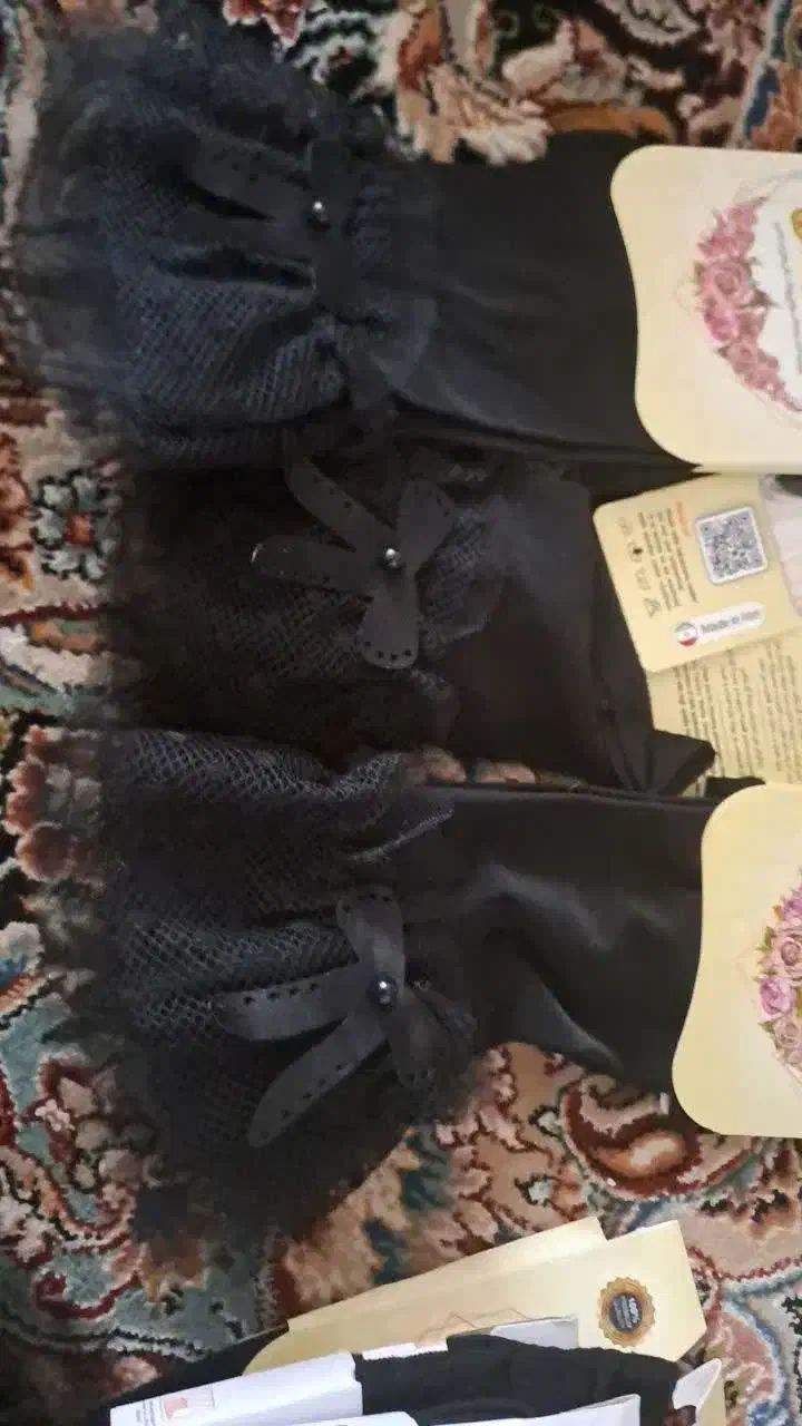 ساق دست زنانه ودخترانه|لباس|اصفهان, کوی ولی عصر|دیوار