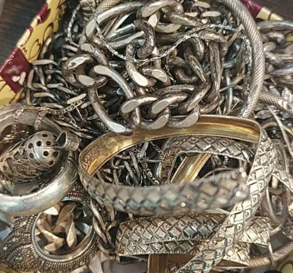 نقره شکسته|جواهرات|بروجرد, |دیوار