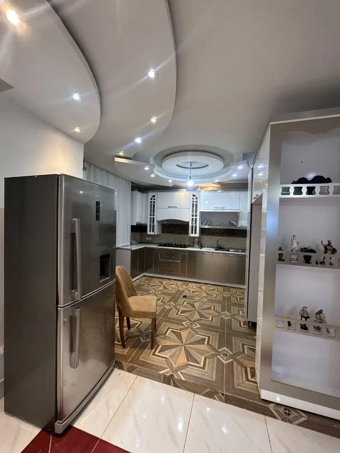 اجاره ویلا روزانه/ ساعتی|اجارهٔ کوتاه‌مدت آپارتمان و سوئیت|بروجرد, |دیوار