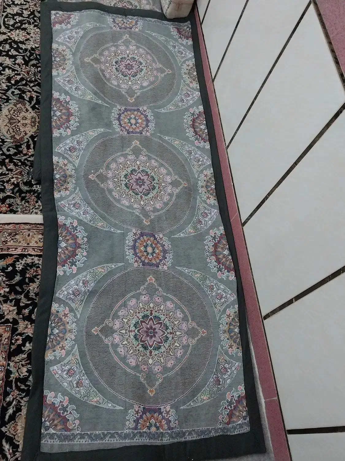 تشک|تشک تختخواب|نهاوند, |دیوار