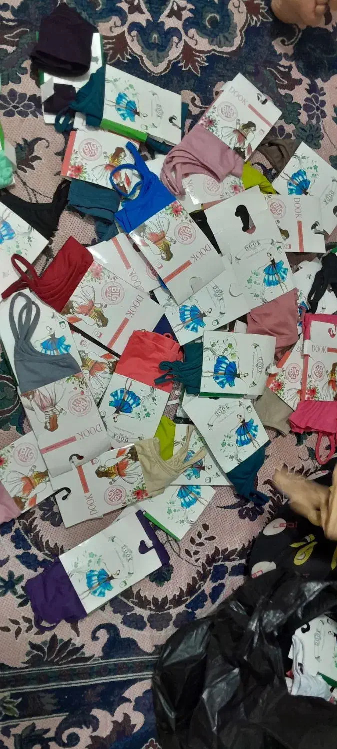 تعدادی تاب بندی دووک|لباس|فردیس, شهرک ناز|دیوار