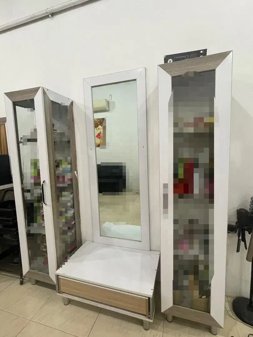 میز آرایشگاهی، آینه و بوفه|آرایشگاه و سالنهای زیبایی|رویان, |دیوار