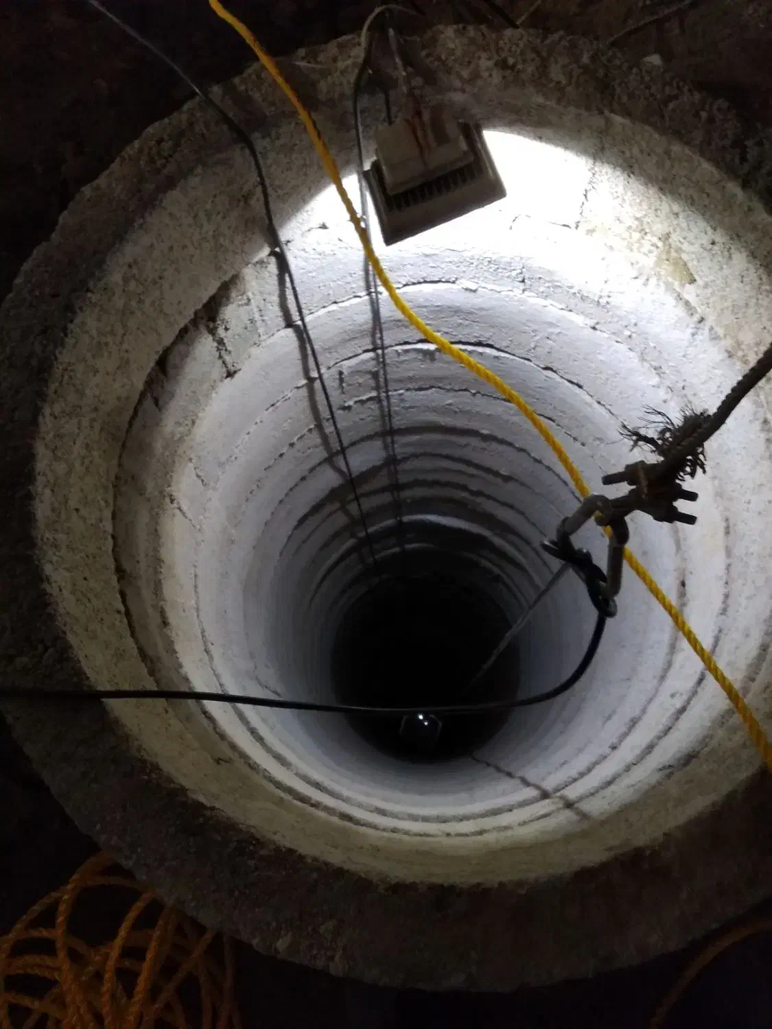 چاه کن مقنی|خدمات پیشه و مهارت|همدان, |دیوار