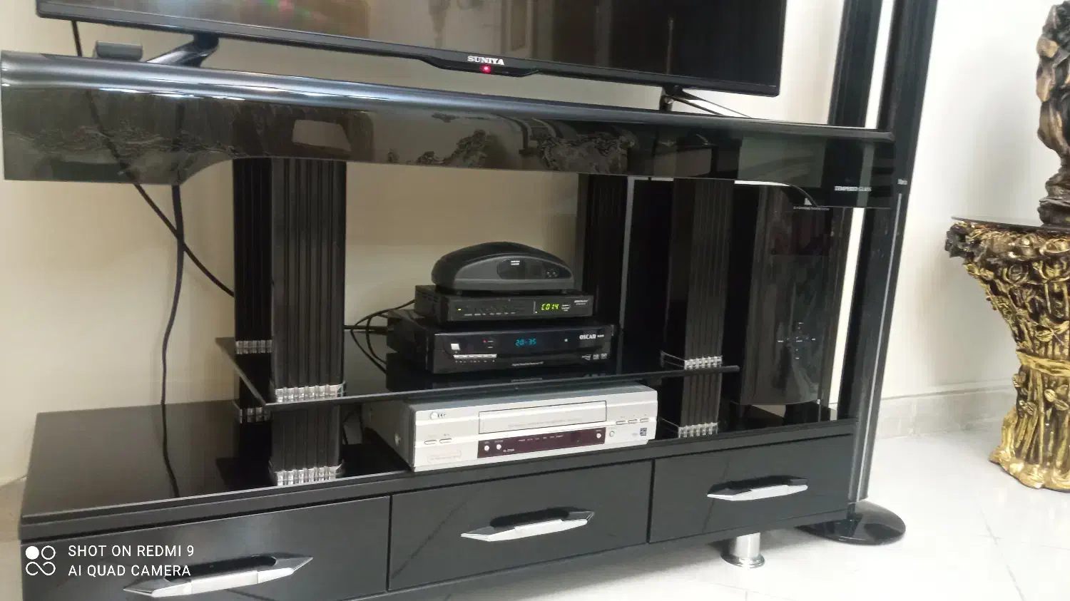 میزتلوزیون سالم مناسب باغ|میز تلویزیون|تبریز, |دیوار