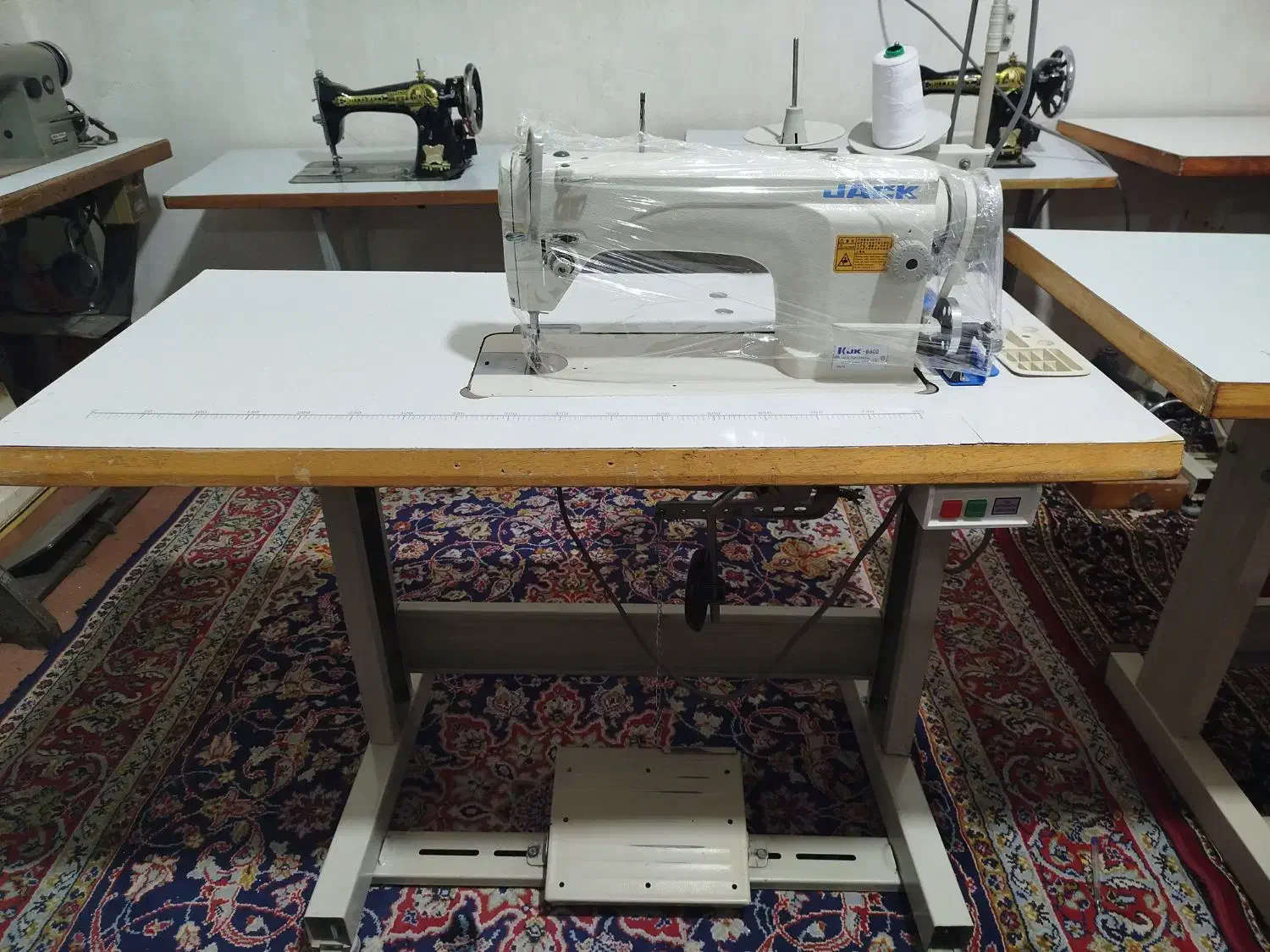 چرخ خیاطی جک و زوجی|چرخ خیاطی و ریسندگی|سرپل ذهاب, |دیوار