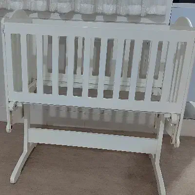 گهواره و تخت|تخت و صندلی بچه|خرمآباد, |دیوار