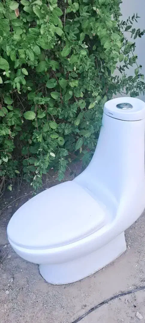 توالت فرنگی کاملا سالم|لوازم سرویس بهداشتی|لواسان, |دیوار