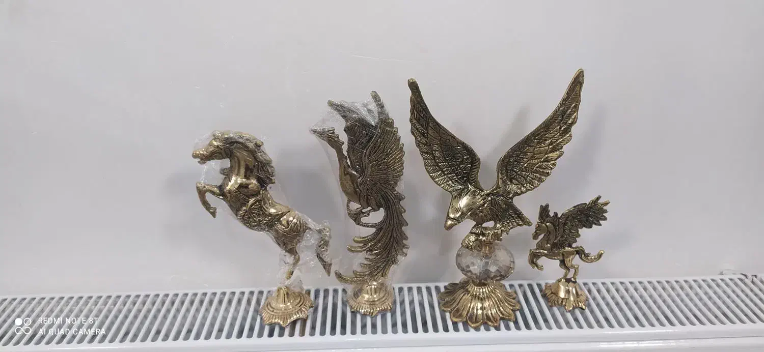 مجسمه برنجی|مجسمه، تندیس، ماکت|نجف‌آباد, منتظری شمالی|دیوار