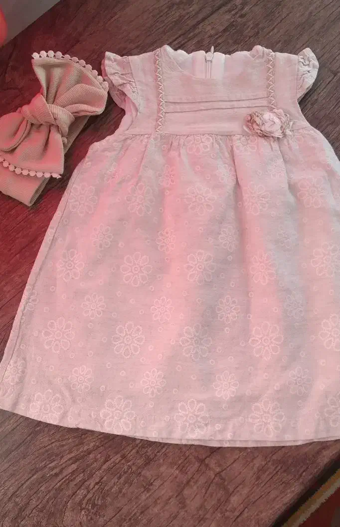 لباس بچه گونه|کفش و لباس بچه|آبیک, |دیوار