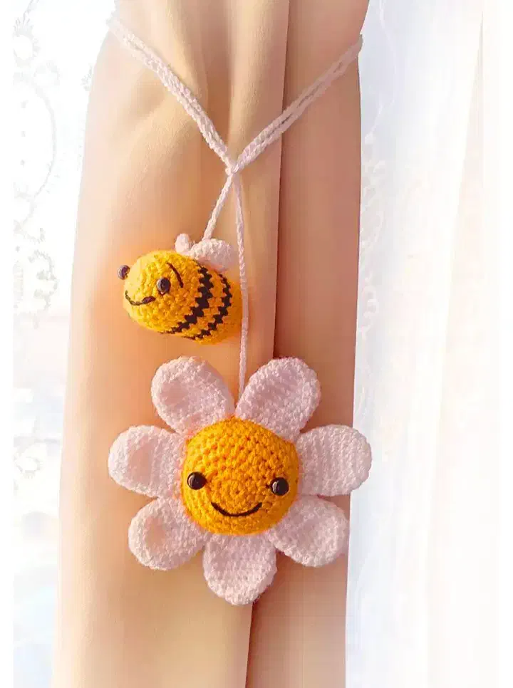 پرده گیر پنجره و اتاق بچه|اسباب و اثاث بچه|شیروان (خراسان), |دیوار