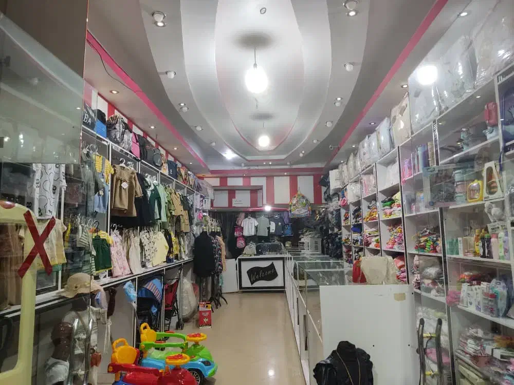 اجاره مغازه ۱۰۰ متری ماهان روبرو شاه نعمت الله|اجارهٔ مغازه و غرفه|ماهان, |دیوار