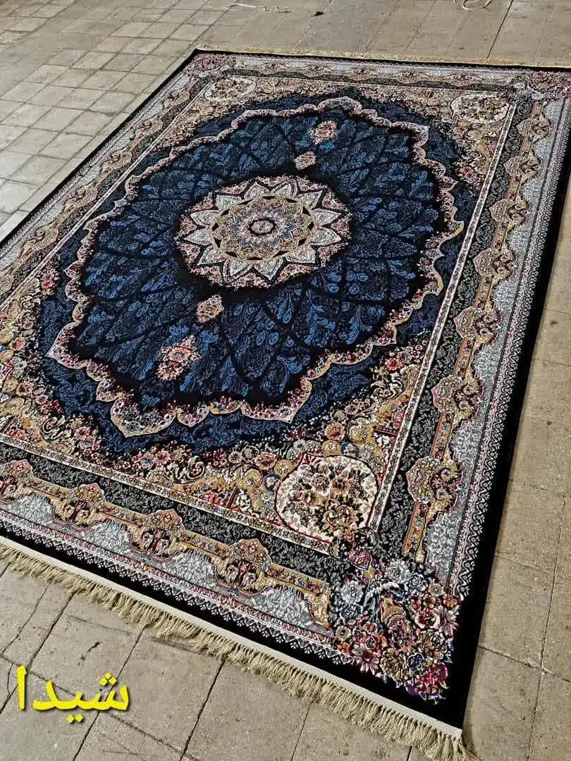 فرش عارف ، انبار بزرگ فرشهای تخفیفی|فرش|آمل, |دیوار