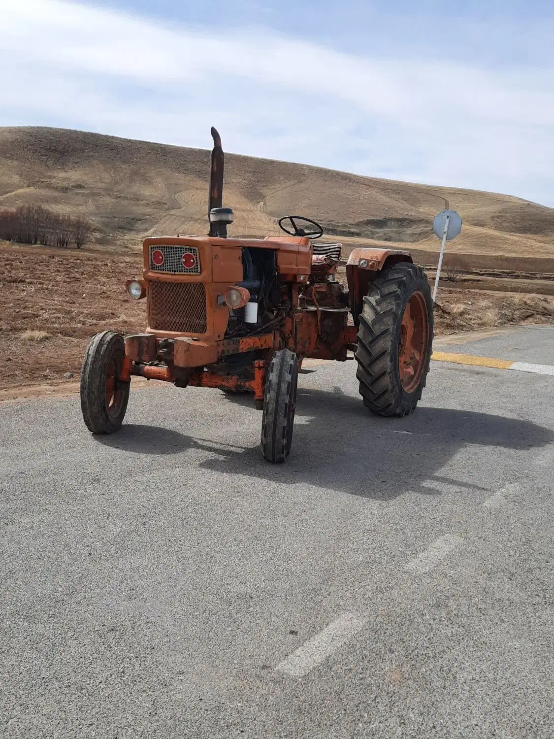 تراکتور رومانی|خودرو سنگین|سنقر, |دیوار