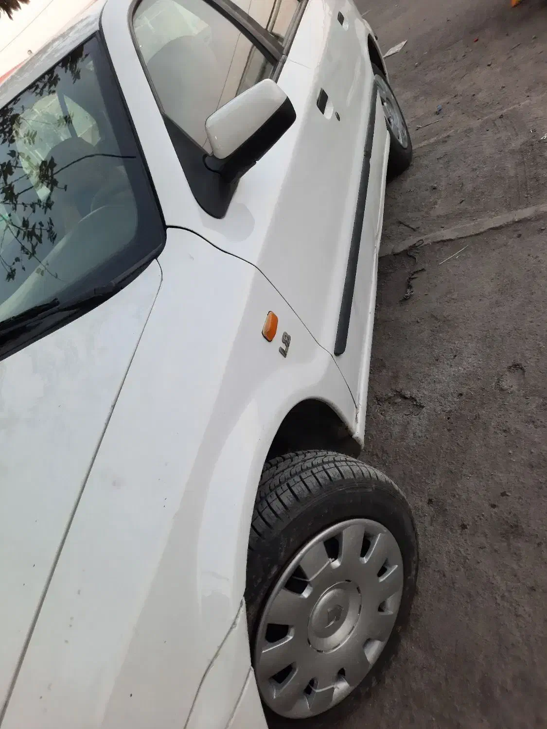 سمند مدل ۹۵سفید|خودرو سواری و وانت|بردسکن, |دیوار