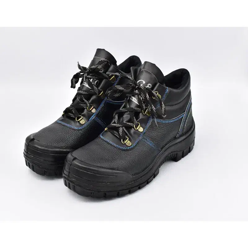 کفش کار سایز ۴۲|کیف، کفش، کمربند|قم, قلعه عموحسین|دیوار