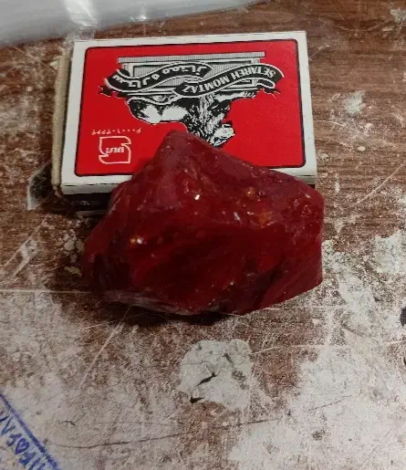 یاقوت قرمز|جواهرات|اردبیل, |دیوار