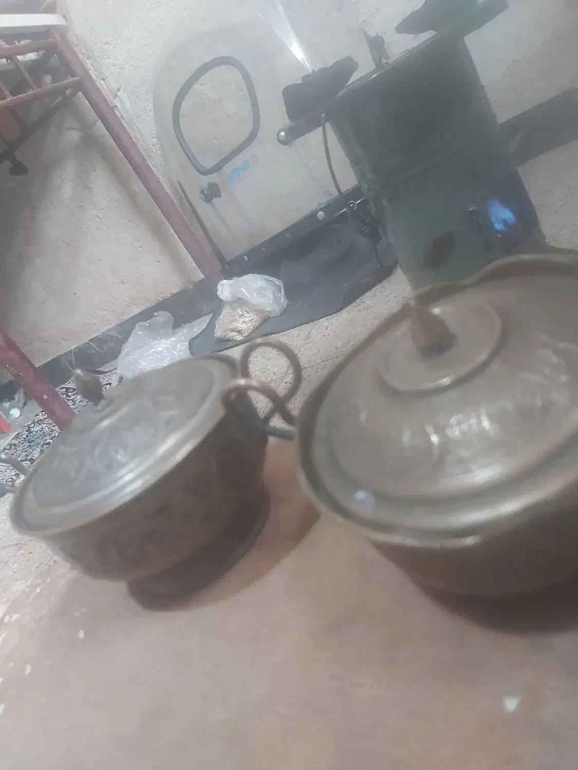 قندون قدیمی|کلکسیون اشیاء عتیقه|جهرم, |دیوار