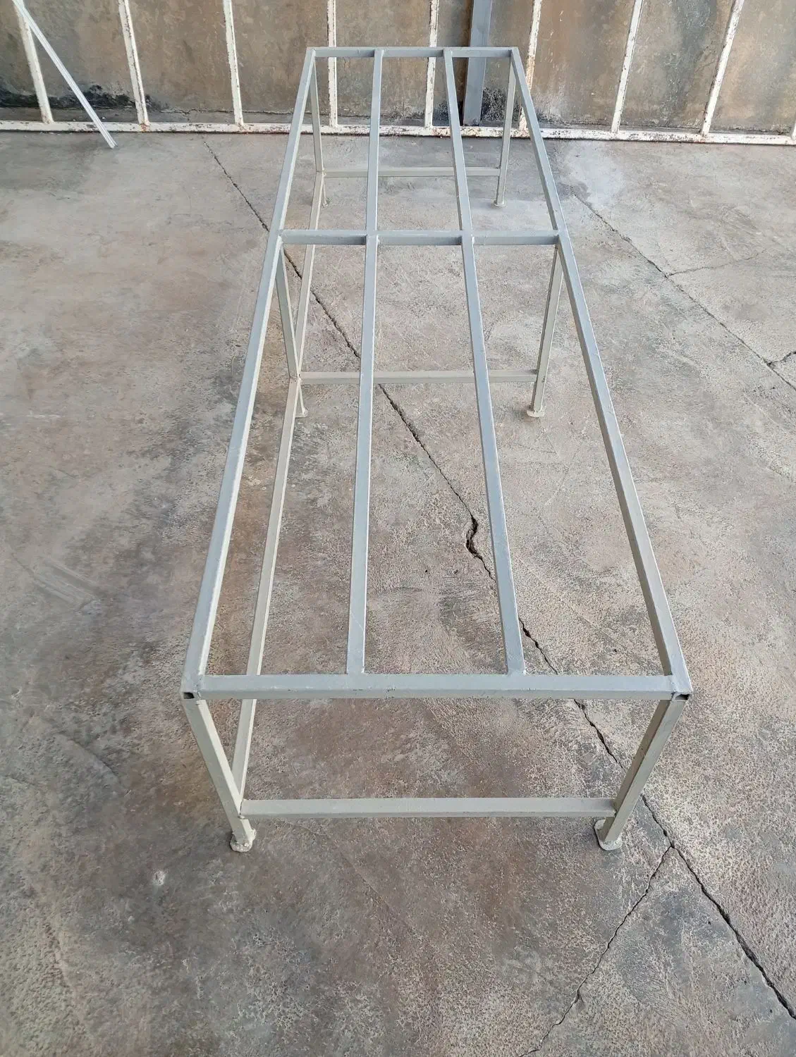 یک عددزیررخت خوابی آهنی|تخت و سرویس خواب|قصرشیرین, |دیوار