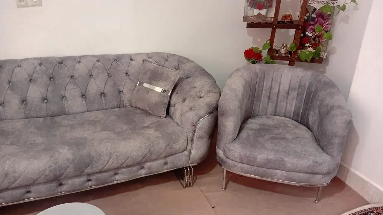 مبل ها کاملا نو هستن|مبلمان خانگی و میز عسلی|لردگان, |دیوار