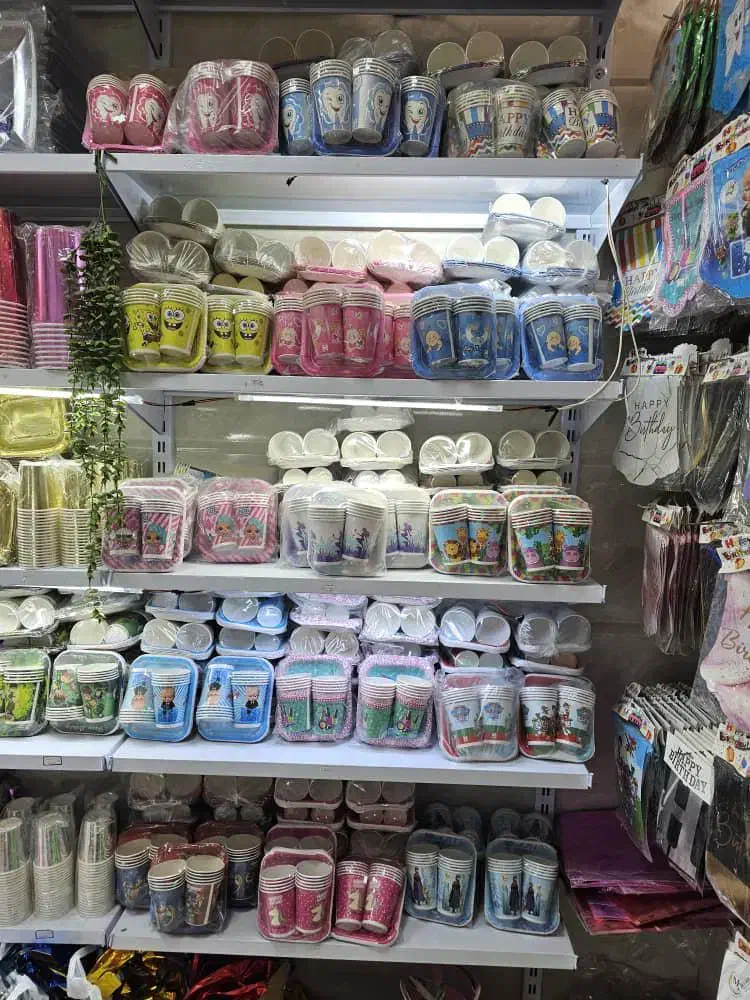 قفسه سفید|کتابخانه، شلف، قفسه‌های دیواری|رشت, دیلمان|دیوار