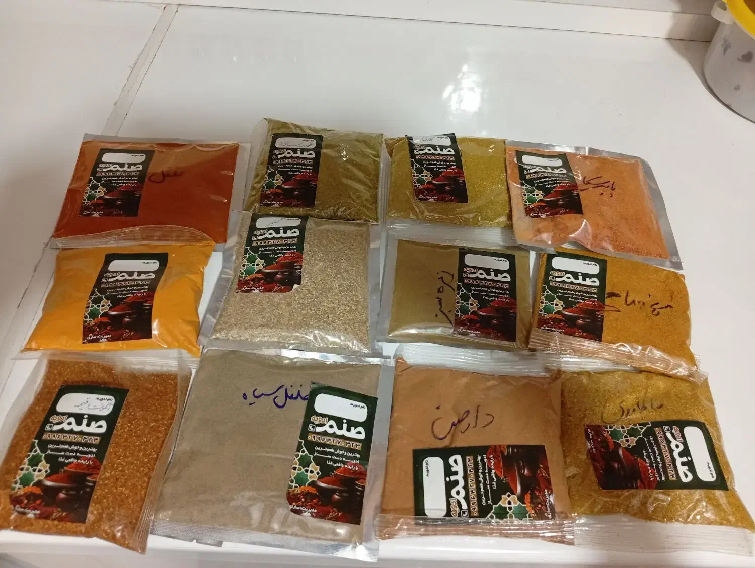 (ادویه خانگی دستی در شهر آبادان)|عمده‌فروشی|آبادان, |دیوار