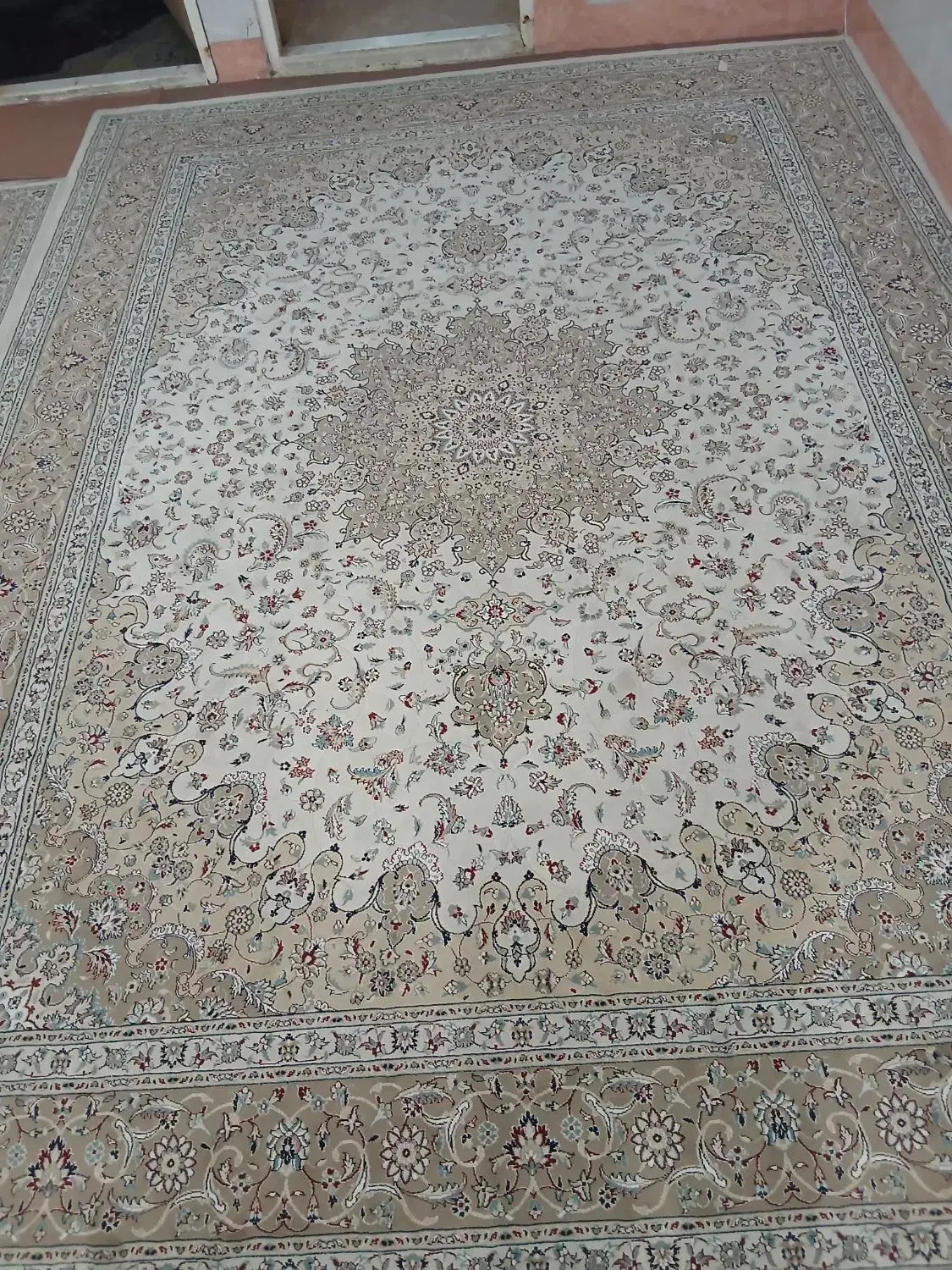 فرش سنگین|فرش|قم, قلعه کامکار|دیوار