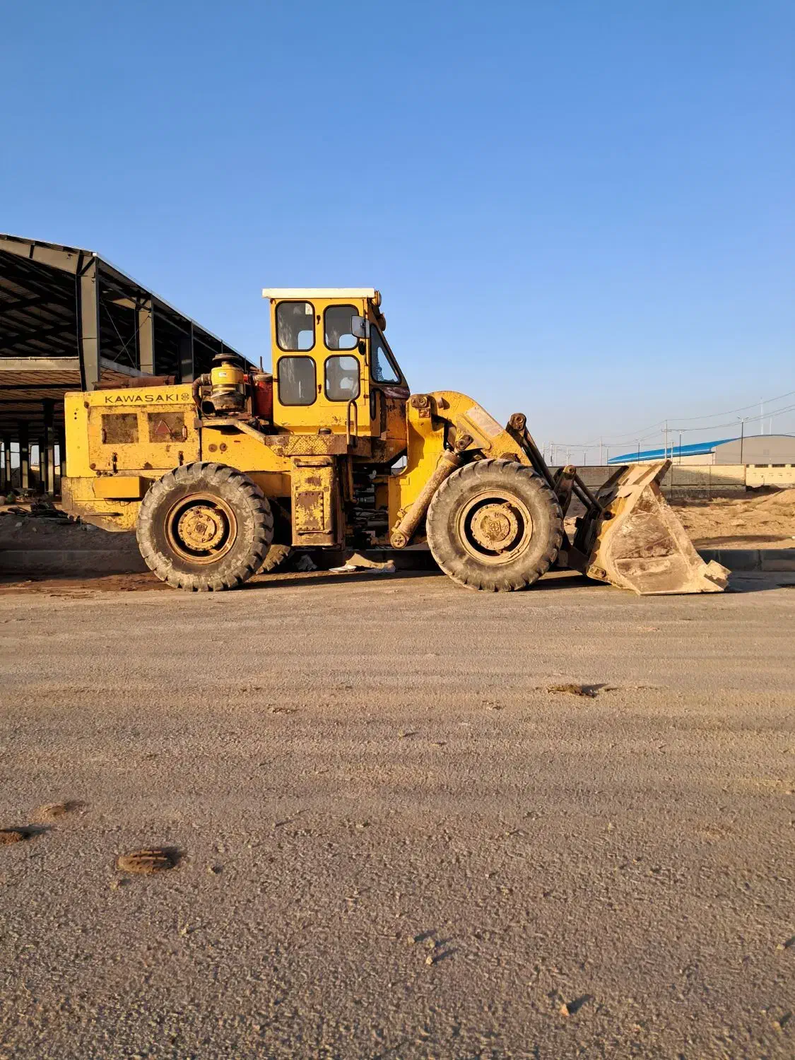 گود برداری و حمل خاک لودر و ماشین|خدمات حمل و نقل|قم, شهرک فاطمیه|دیوار