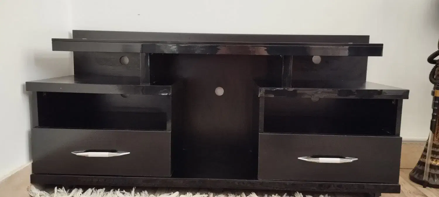 میزتلوزیون|میز تلویزیون|هشتگرد, هشتگرد قدیم|دیوار