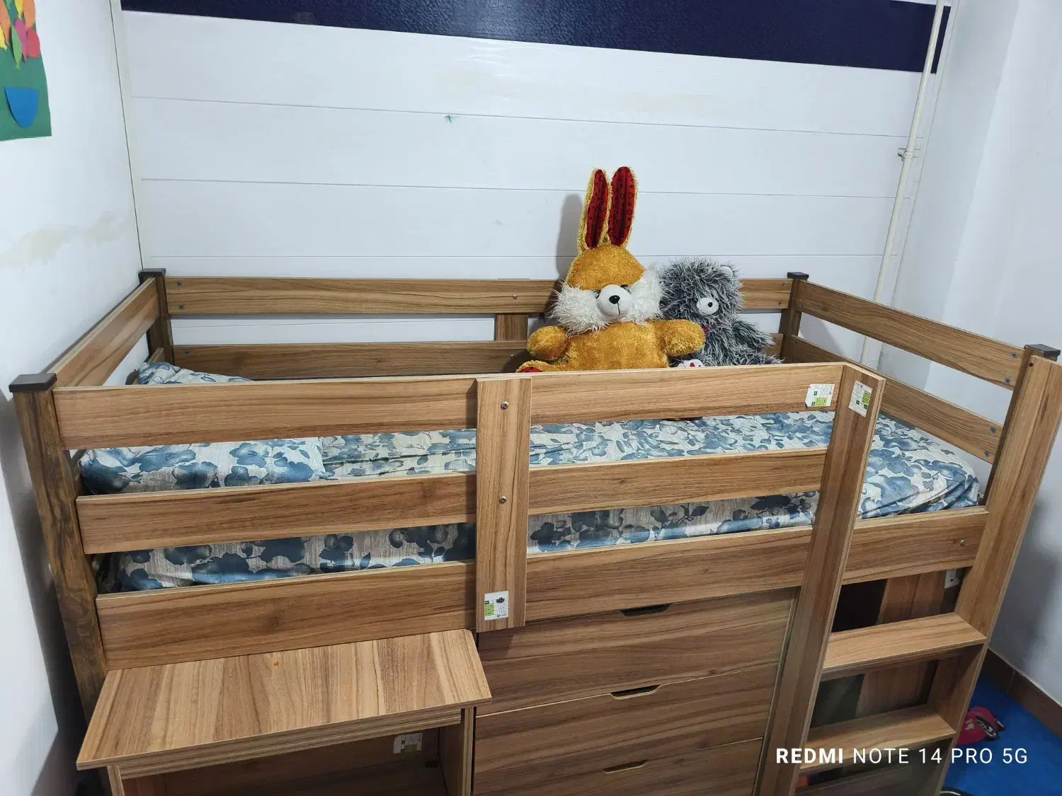 تخت و میز تحریر نوجوان مدل البرز سبز|تخت و صندلی بچه|آستانه اشرفیه, |دیوار