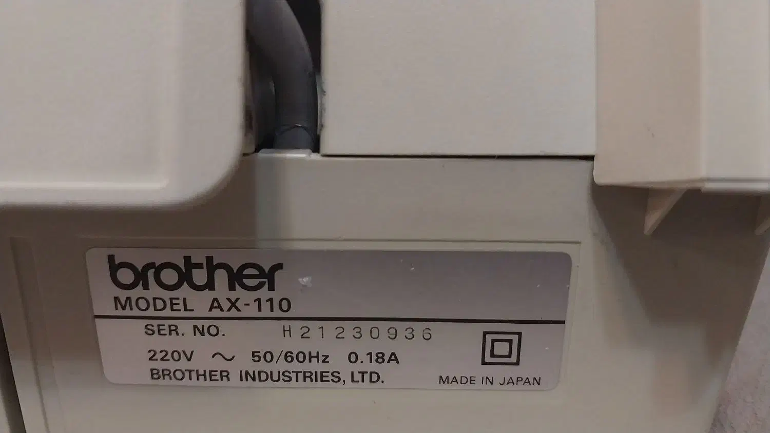 ماشین تایپ برقی کاملا تمیز سالم مارک brother ژاپن|کلکسیون اشیاء عتیقه|کرج, کوی زنبق|دیوار
