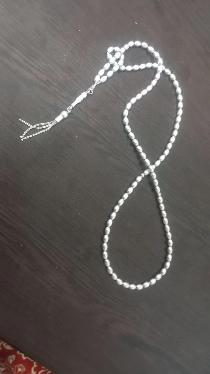 تسبیح نقره بندش هم نقره هست|جواهرات|لردگان, |دیوار