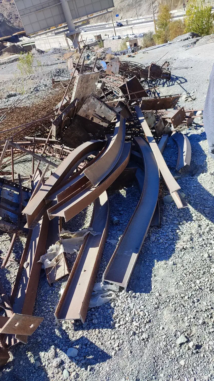 ضایعات آهن و فلزات رنگی|عمده‌فروشی|تهران, کوهک|دیوار