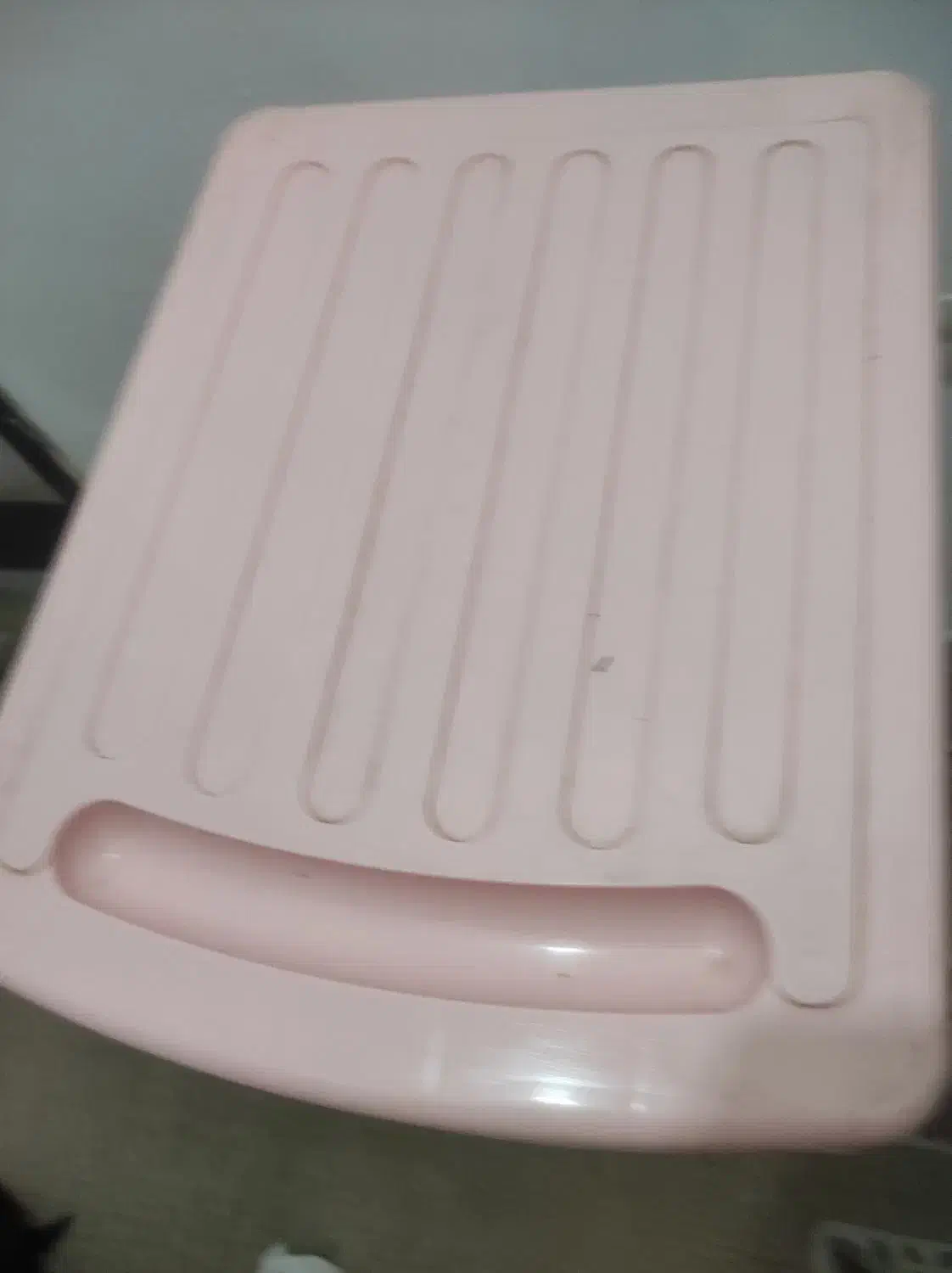 فایل|آب‌چکان و نظم‌دهنده ظروف|ارومیه, |دیوار