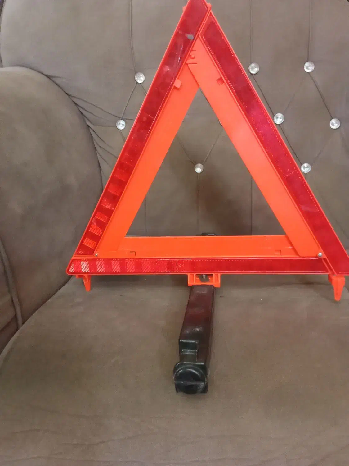 مثلثی خطرومودم وغیره|قطعات یدکی و لوازم جانبی|مشهد, کوه سنگی|دیوار