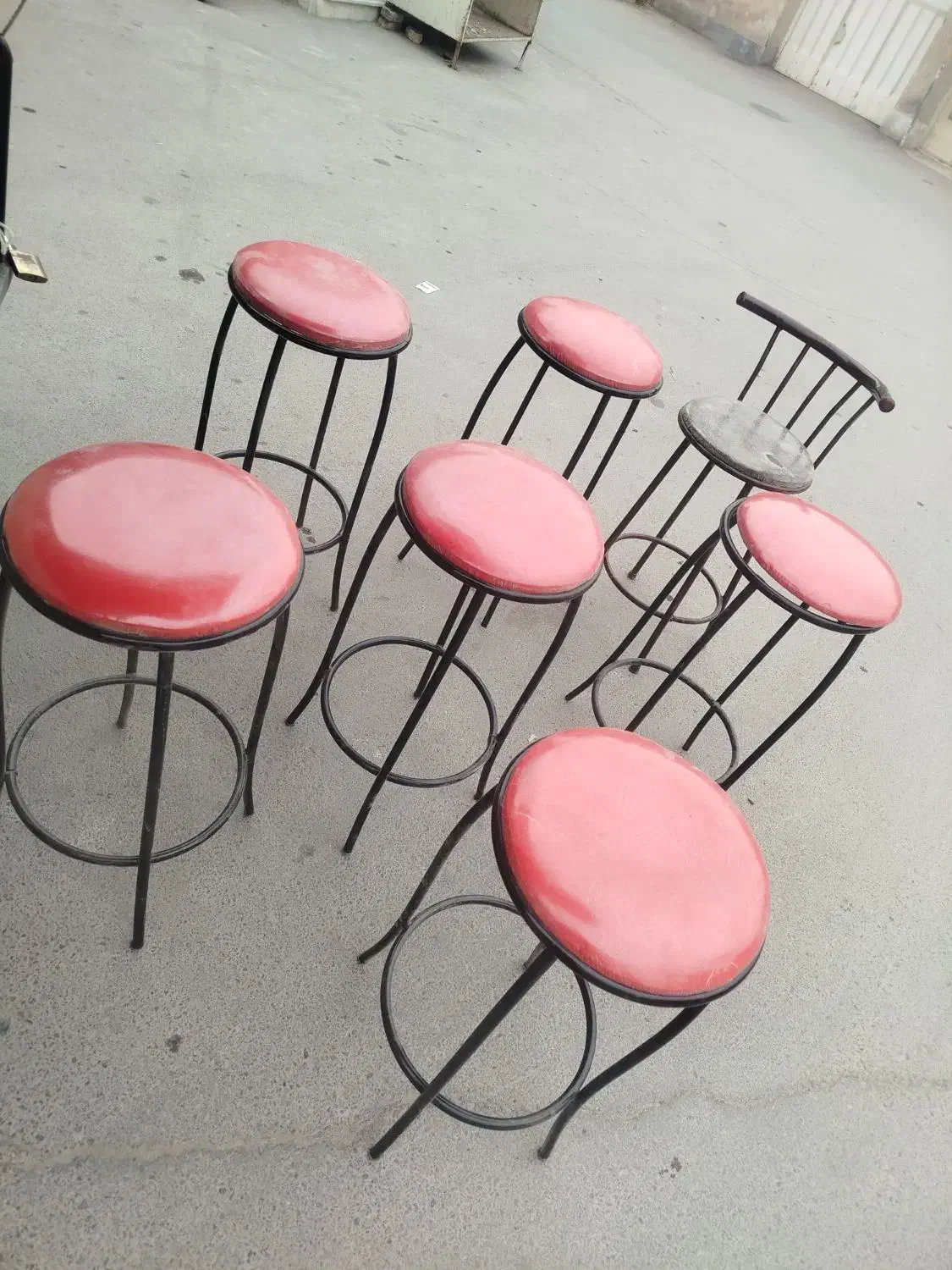 صندلی|صندلی و نیمکت|خمینی‌شهر, |دیوار