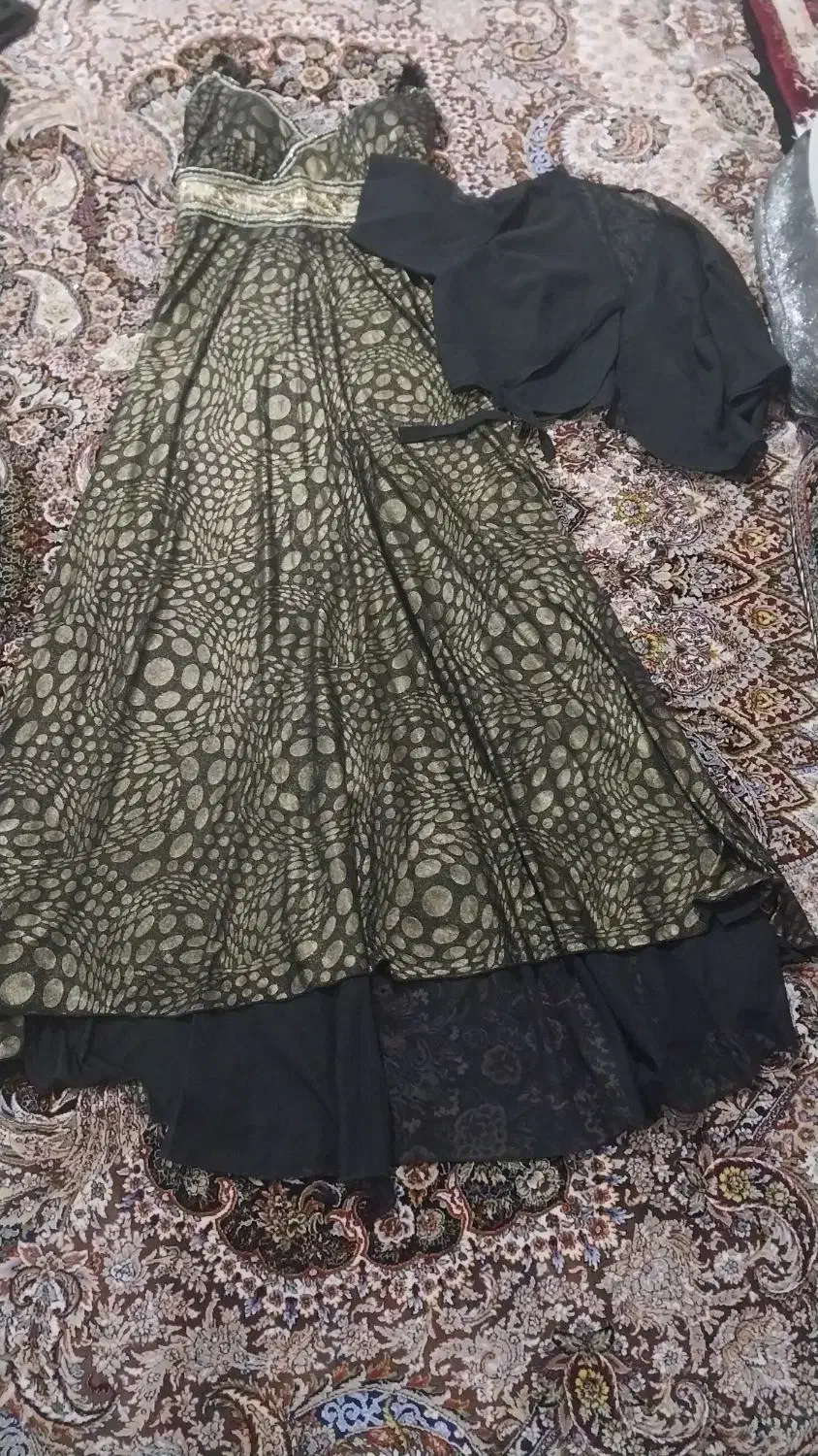 فروش دو عدد لباس مجلسی کشی|لباس|شهریار, شهرک امیریه|دیوار