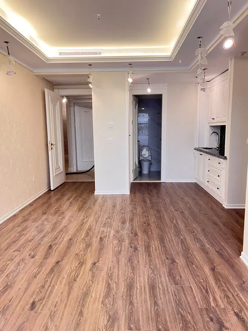 ۳۰۰متر۴خ ، نوساز ، تراس ویو توچال ، طبقه آخر 3p