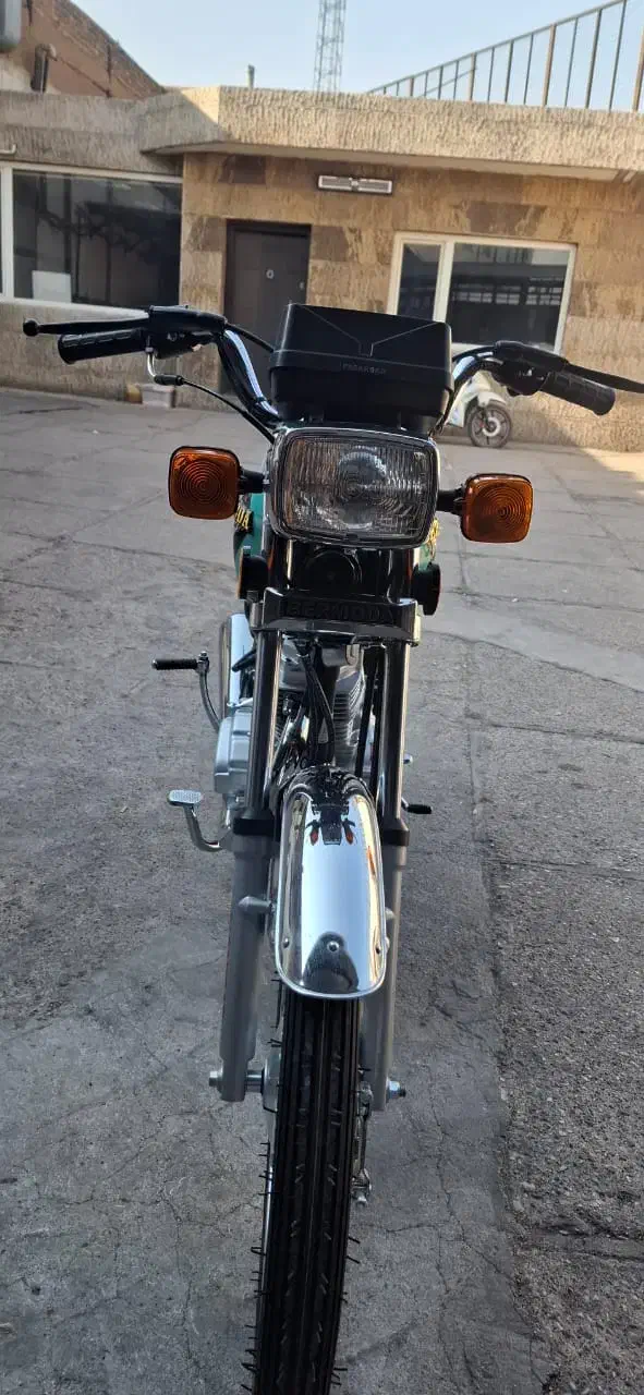 برمودا۱۲۵ صفرکیلومترمدل ۱۴۰۳|موتورسیکلت|شیراز, کاراندیش|دیوار