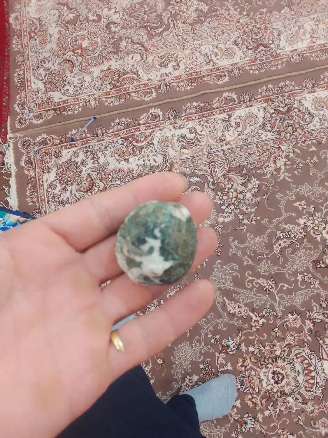 سنگ مشکوک به شهاب سنگ|جواهرات|تالش, هشتپر|دیوار