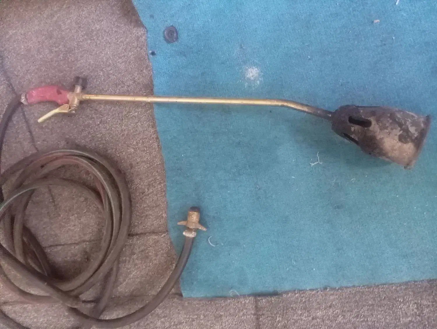 شاید نزنا|ابزارآلات|خرمشهر, |دیوار