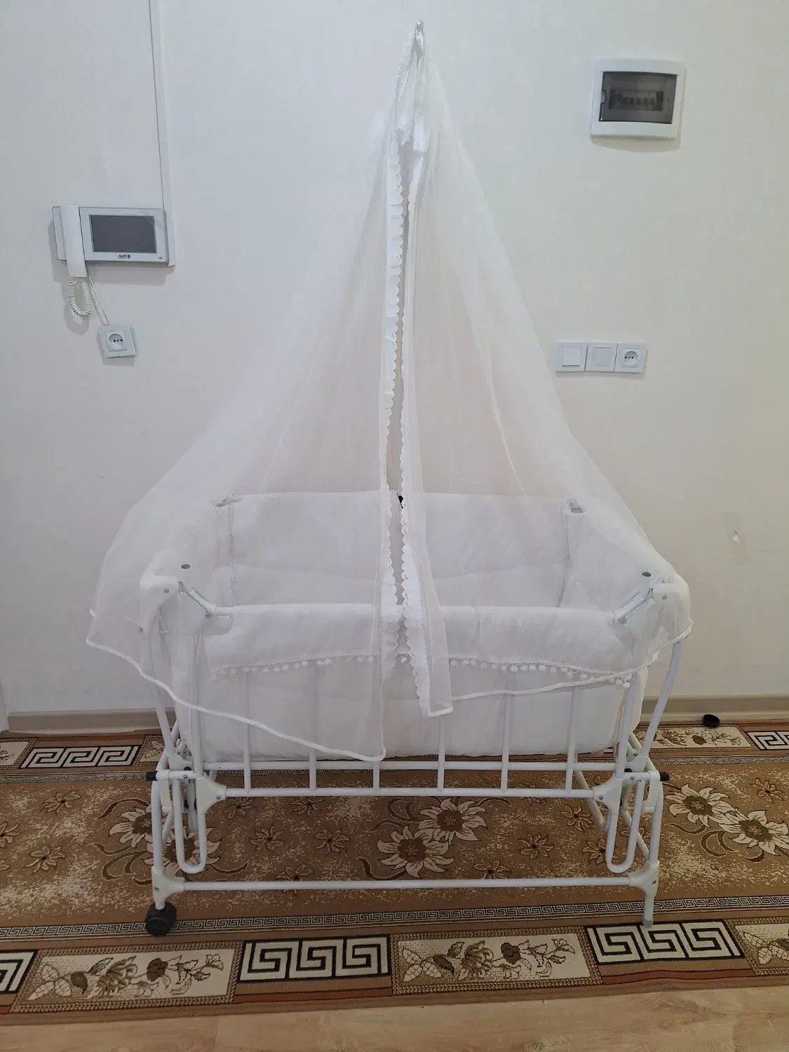 گهواره|اسباب و اثاث بچه|داراب, |دیوار