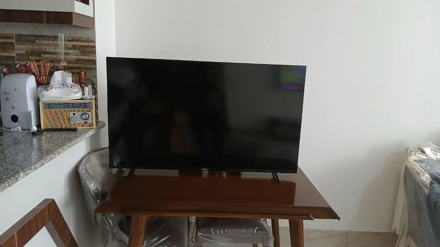 تلویزیون ۵۰سینگل|تلویزیون و پروژکتور|دهق, |دیوار