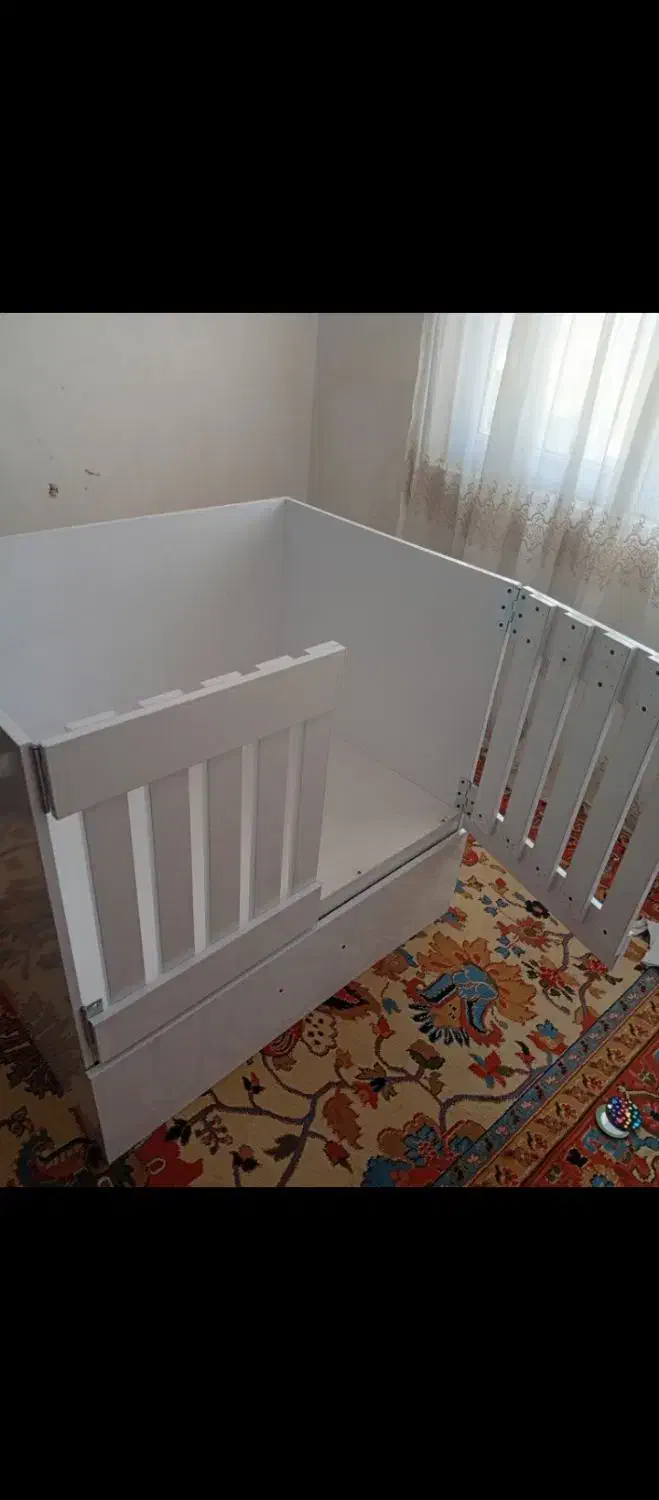 تخت بچه|تخت و صندلی بچه|ایلام, |دیوار