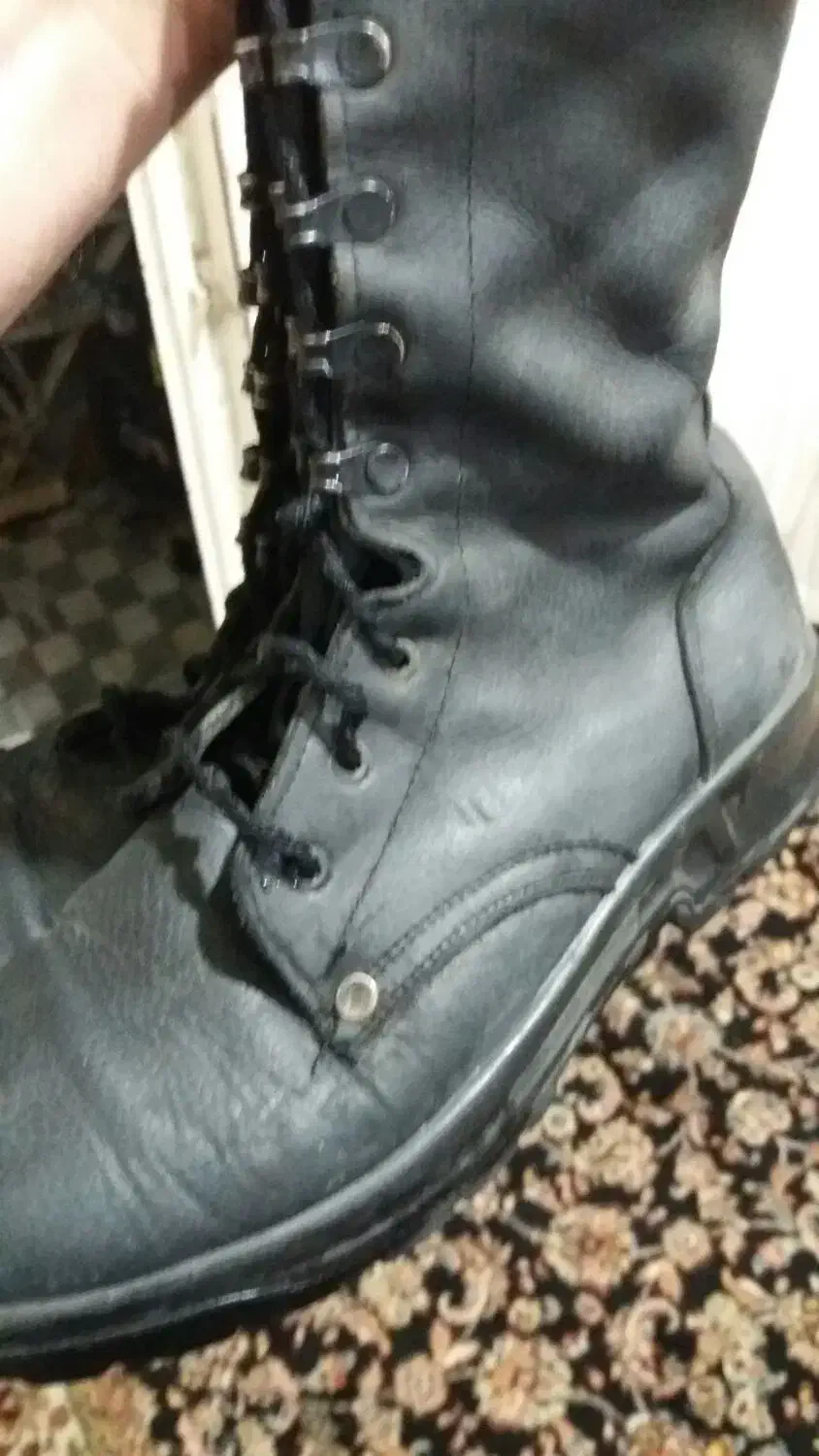 پوتین سربازی سایز۴۲ تمیزسالم فقطتماس|کیف، کفش، کمربند|قم, دانش|دیوار