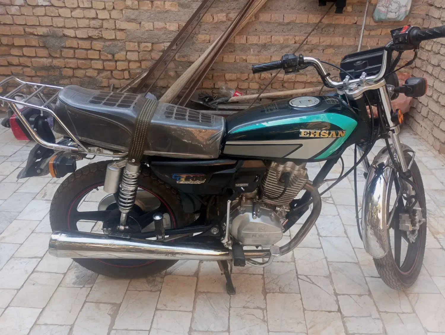 فروشی|موتورسیکلت|کاشمر, |دیوار