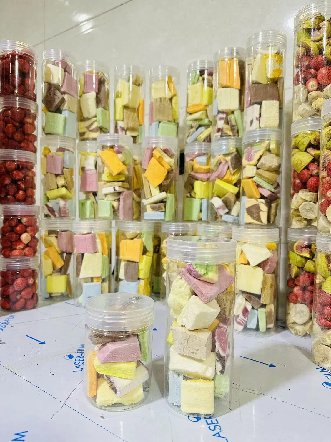 بستنی خشک عمده|خوردنی و آشامیدنی|بانه, |دیوار