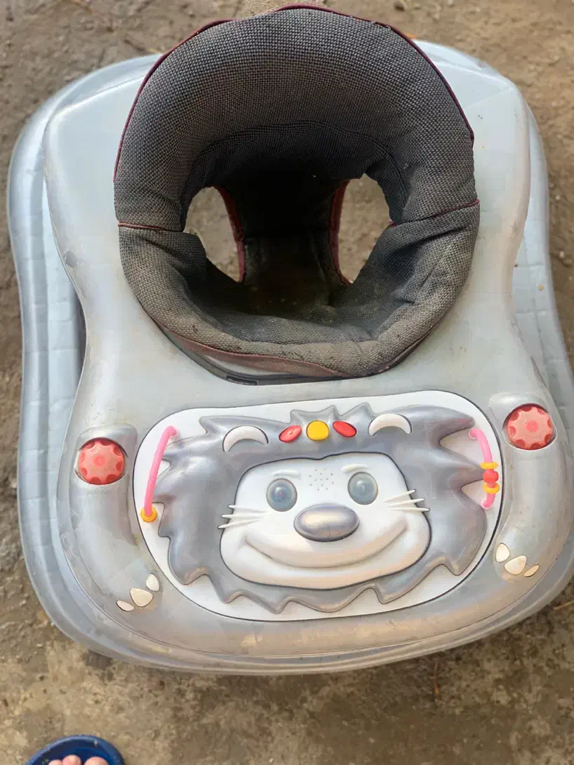 رو رواک|کالسکه و لوازم جانبی|تربتحیدریه, ۴۵ متری|دیوار