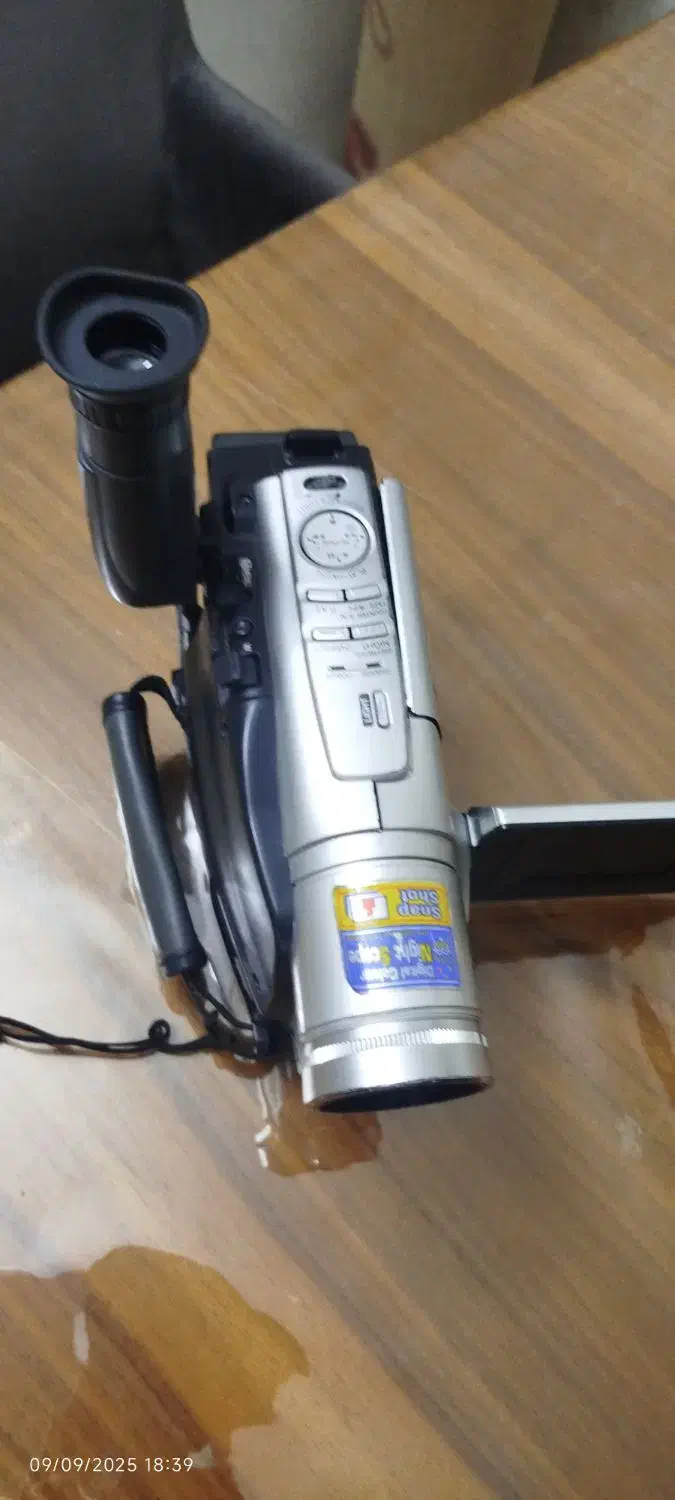 دوربین فیلمبرداری سونی و جی وی سی|دوربین عکاسی و فیلمبرداری|ملارد, |دیوار