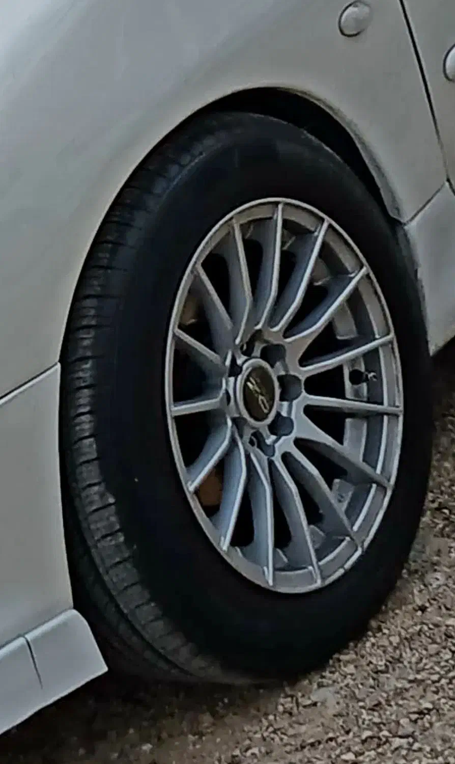 رینگ اسپورت ozریسینگ ۱۵ لاستیک ۱۹۵کپسن ۷۰ درصد|قطعات یدکی و لوازم جانبی|شیراز, شهرک گلستان|دیوار