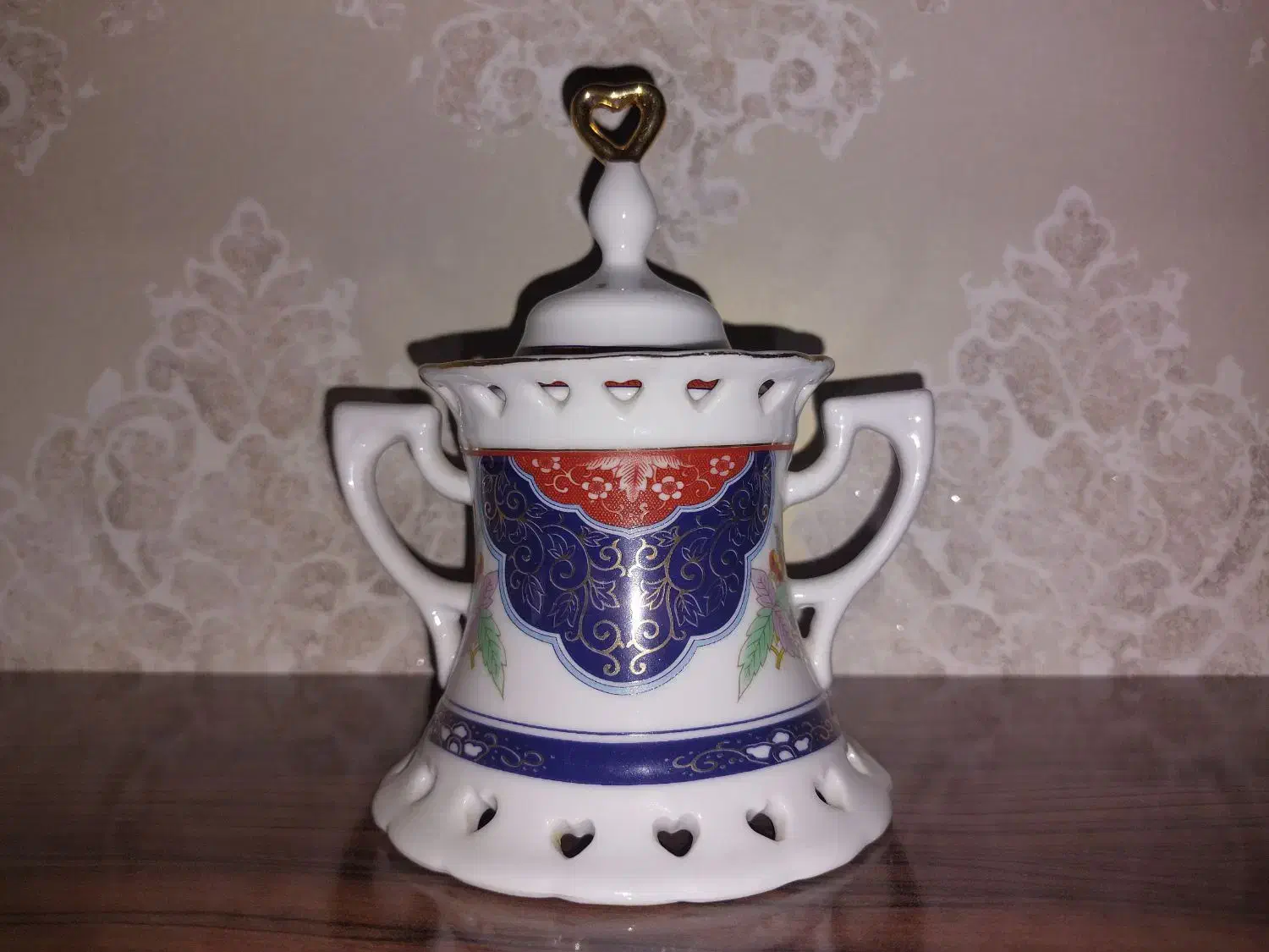 چینی آنتیک و قدیمی|کلکسیون اشیاء عتیقه|اصفهان, ملاصدرا|دیوار